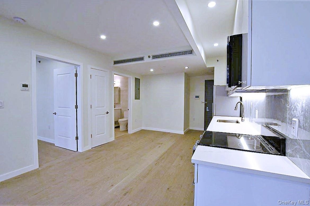 41-26 44th Street - Photo 10