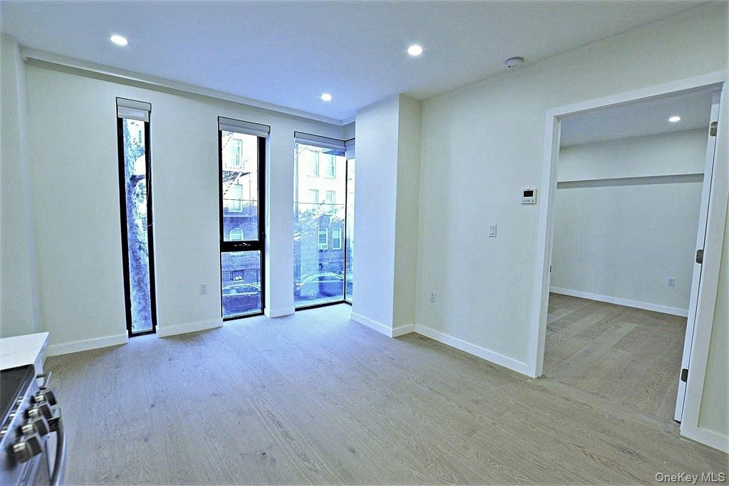 41-26 44th Street - Photo 4
