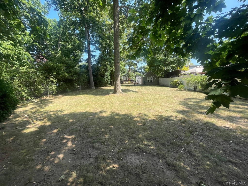 1760 Slocum Street - Photo 11