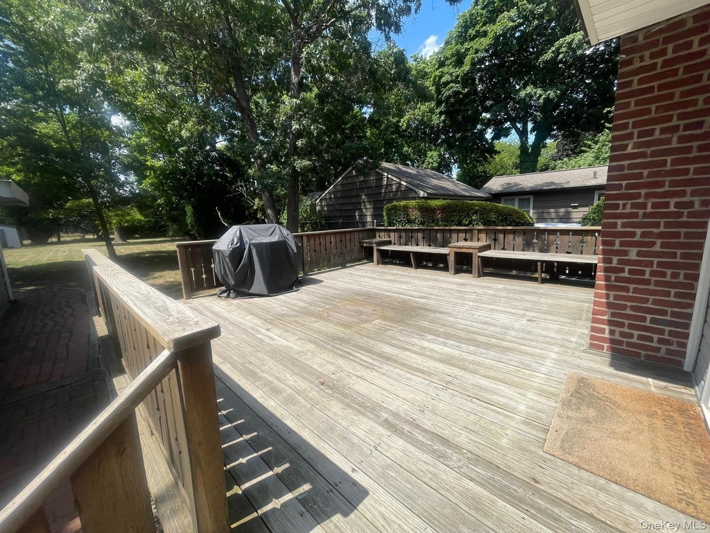 1760 Slocum Street - Photo 10