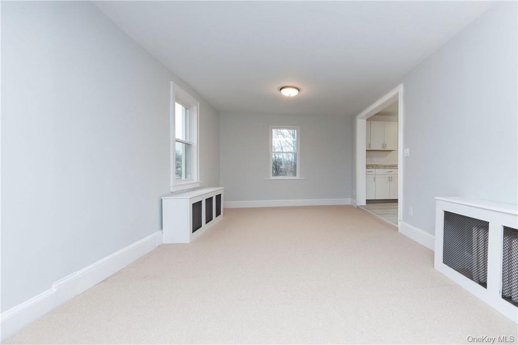 167 Brook Street - Photo 10