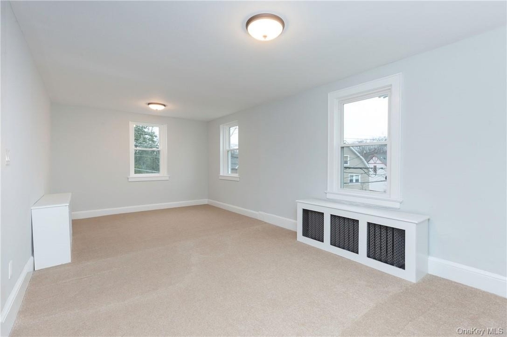 167 Brook Street - Photo 8