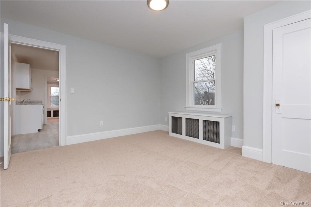 167 Brook Street - Photo 15