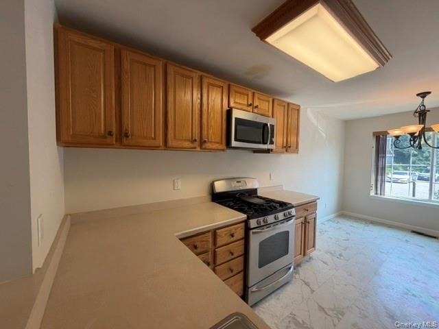 1403 Scarborough Drive - Photo 5