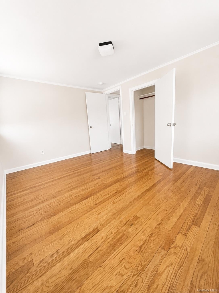 31 Maple Avenue - Photo 9