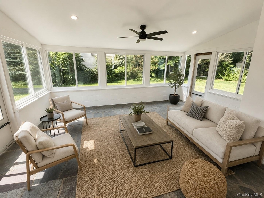 115 Osborn Avenue - Photo 2