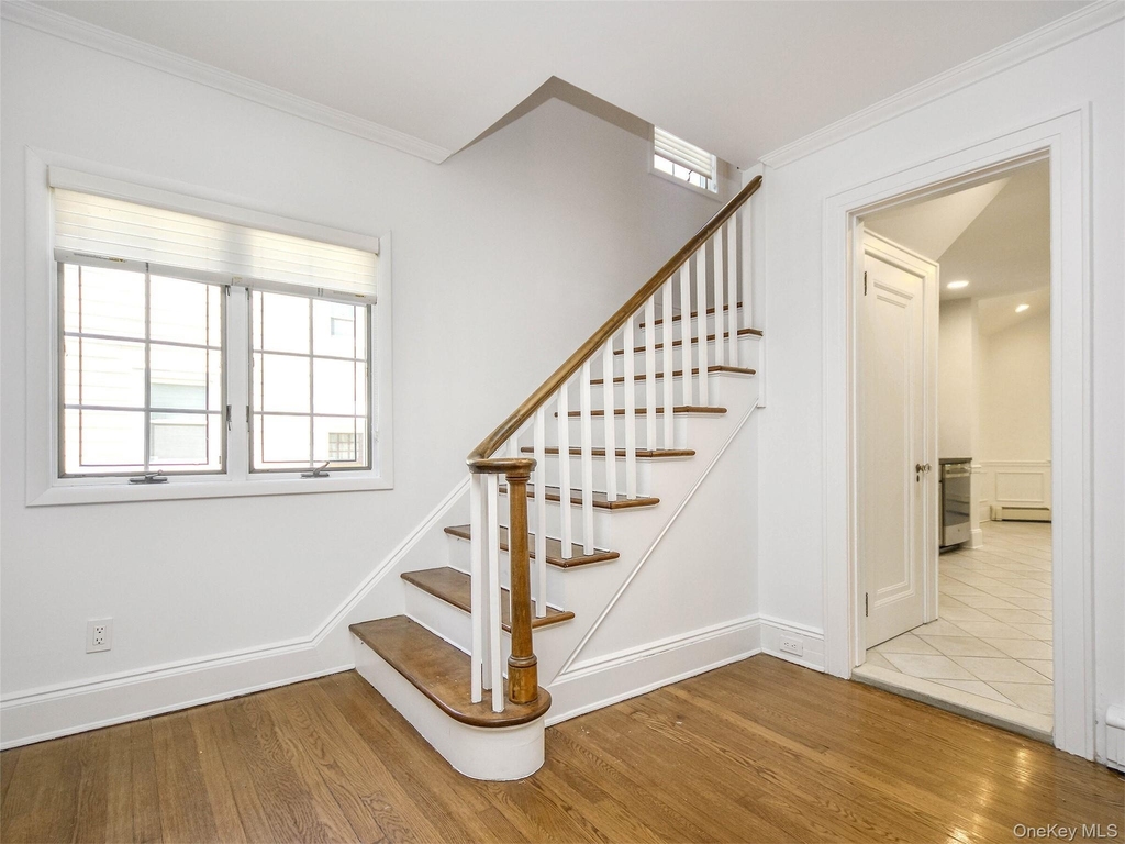 121 Hillcrest Avenue - Photo 8
