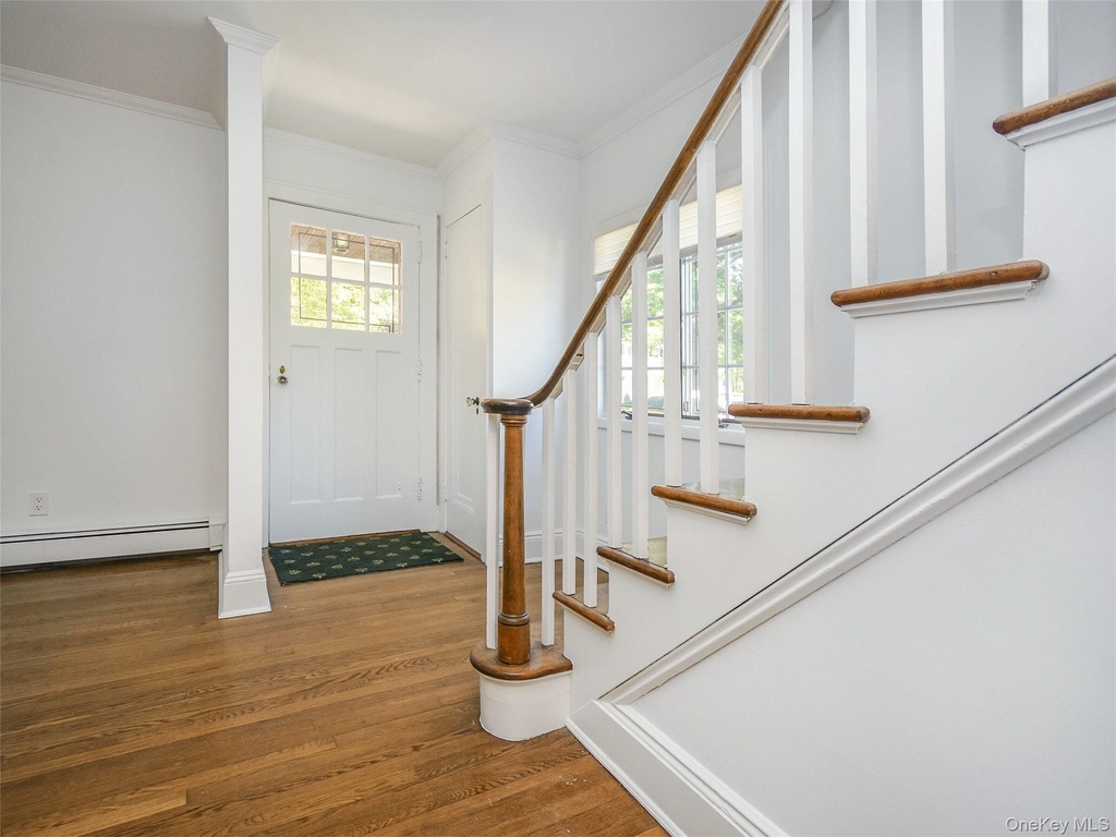 121 Hillcrest Avenue - Photo 1