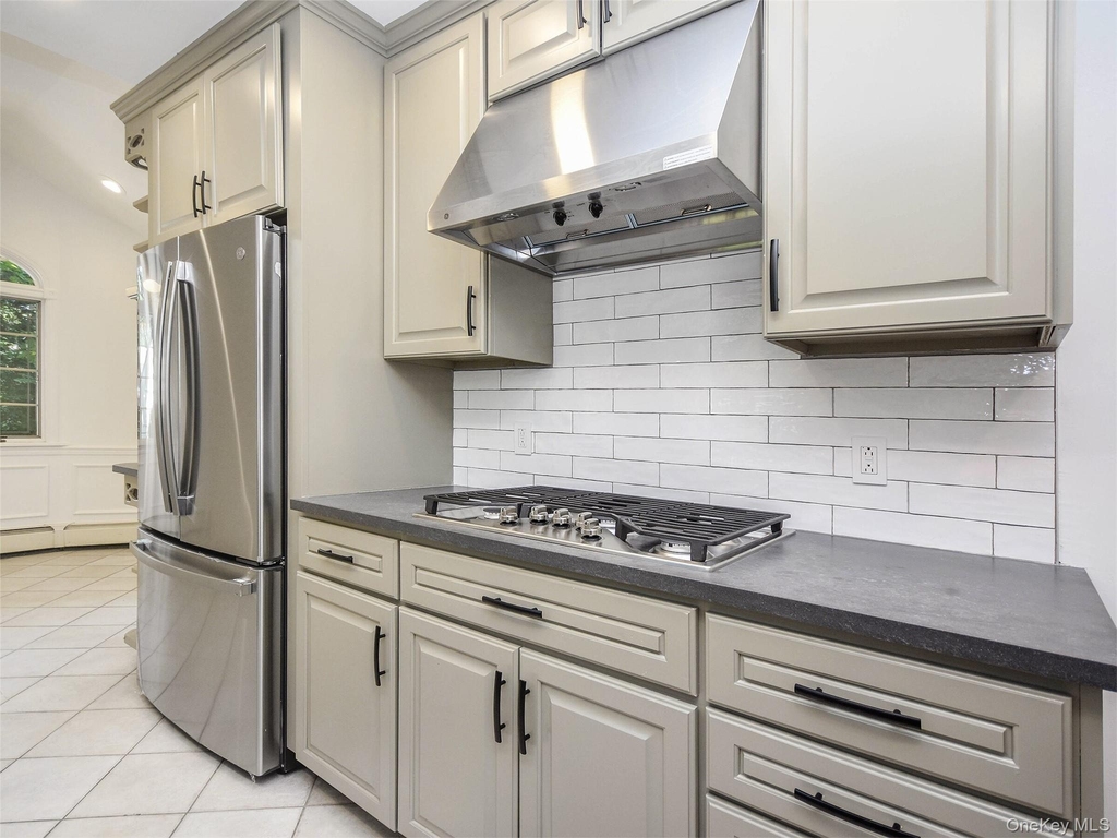 121 Hillcrest Avenue - Photo 14