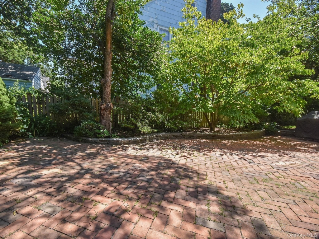 121 Hillcrest Avenue - Photo 35