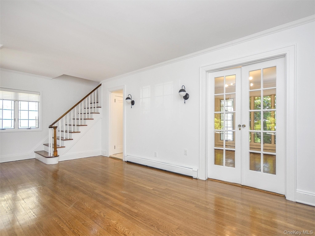 121 Hillcrest Avenue - Photo 3