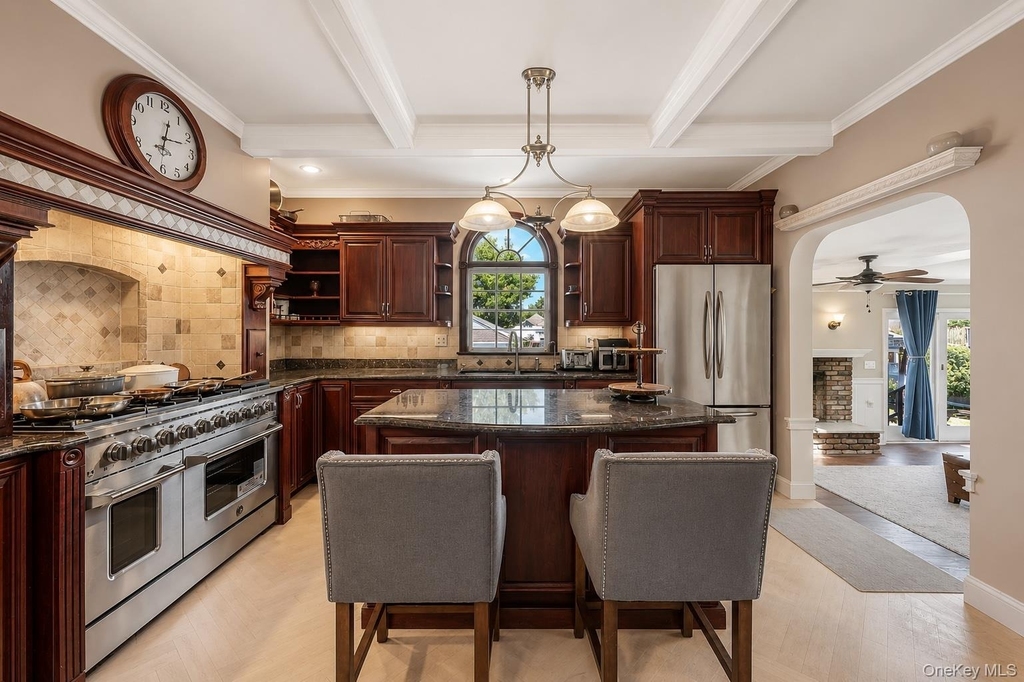 53 Mowbray Avenue - Photo 4