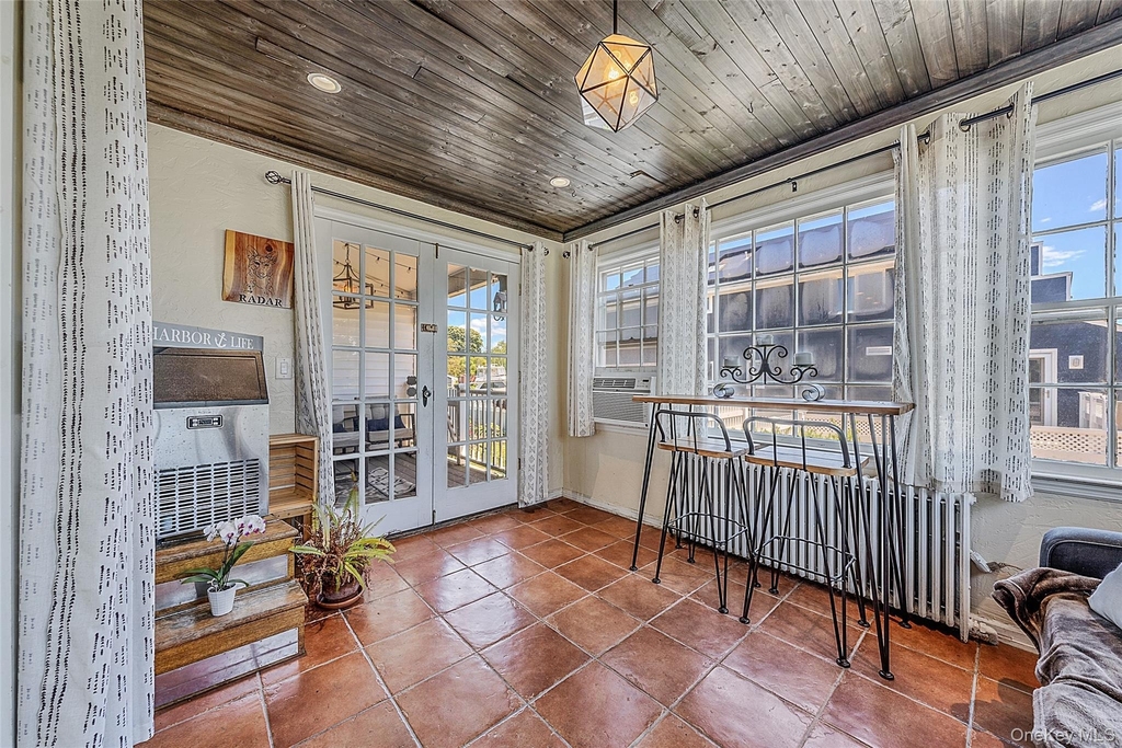 53 Mowbray Avenue - Photo 9