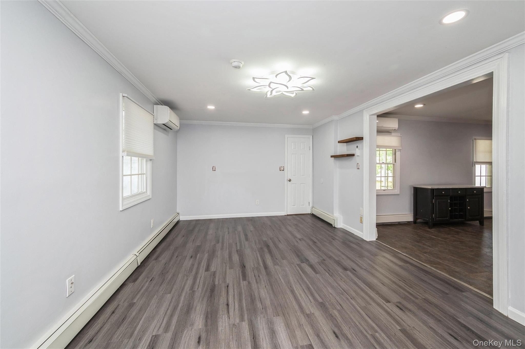 14 Tailor Lane - Photo 3