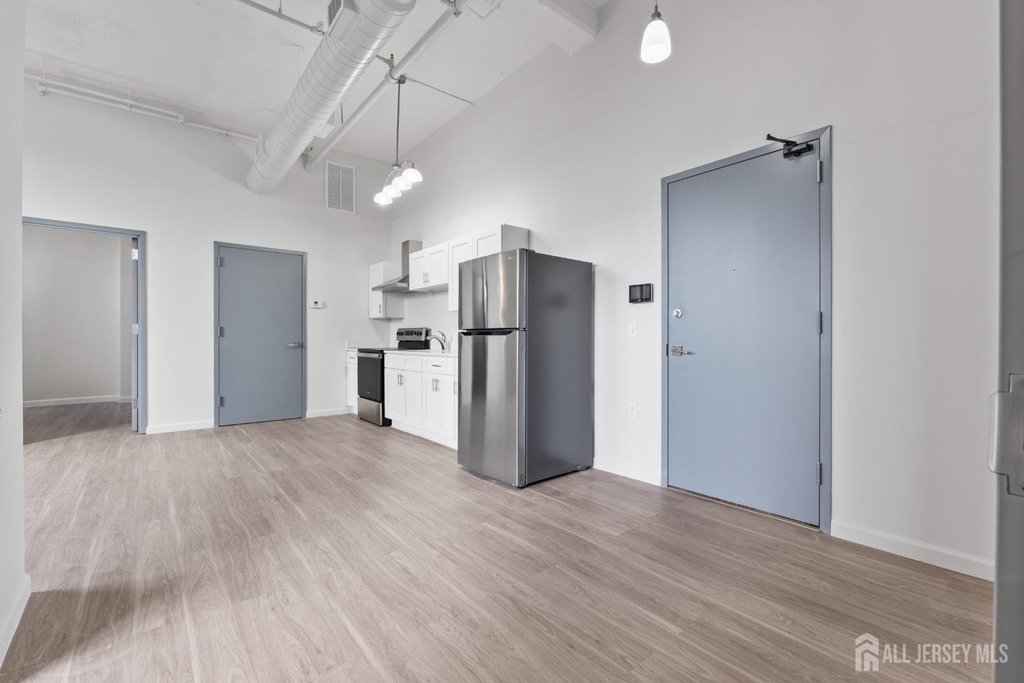 226 New Brunswick Avenue - Photo 4