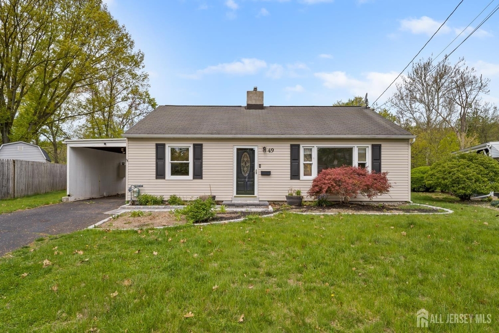 49 Louis Avenue - Photo 0
