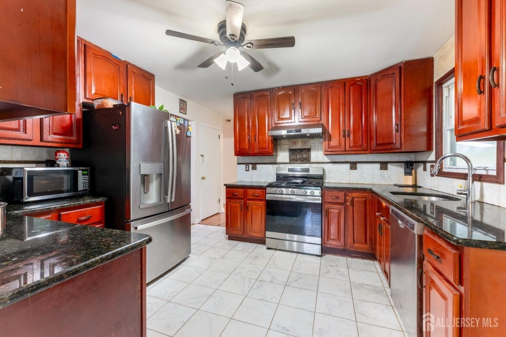22 Foley Avenue - Photo 8