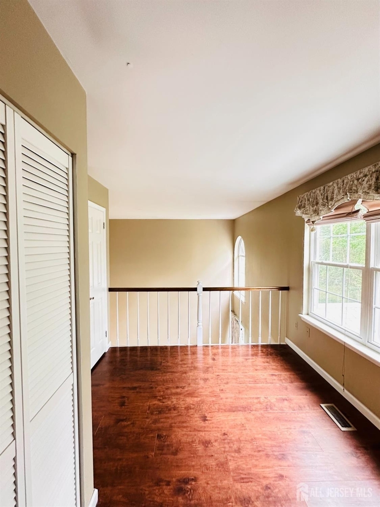 222 Long Meadow Road - Photo 17