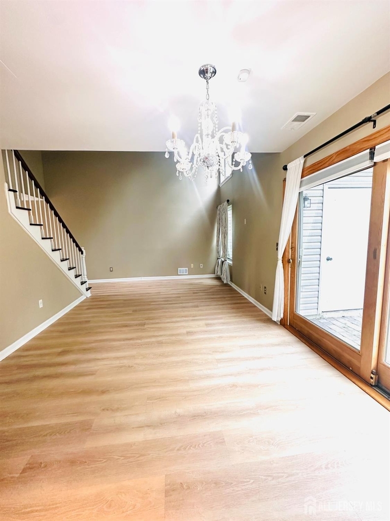 222 Long Meadow Road - Photo 9
