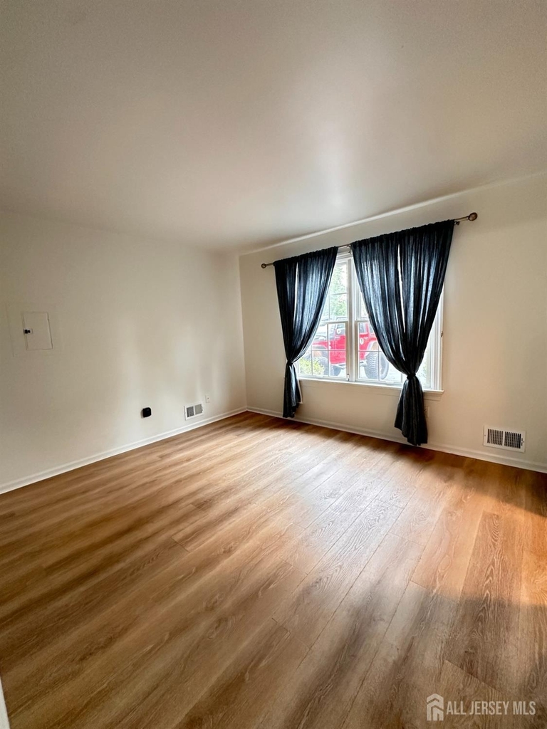 222 Long Meadow Road - Photo 2