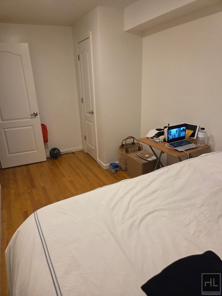 14 Covert Street - Photo 9