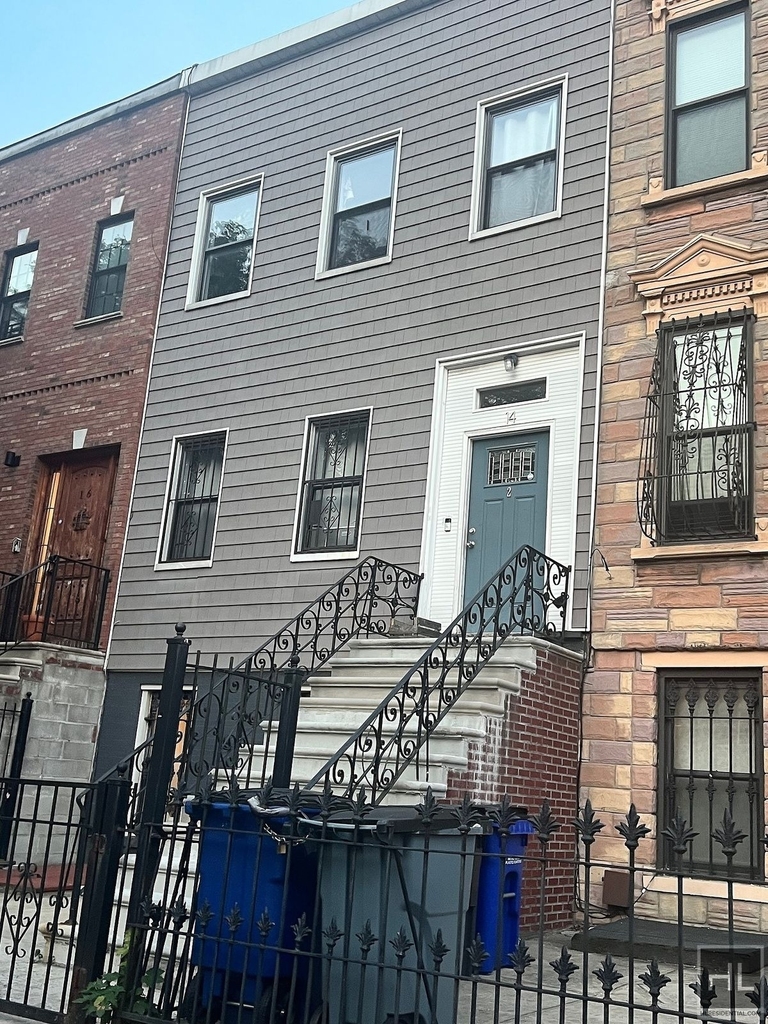 14 Covert Street - Photo 13