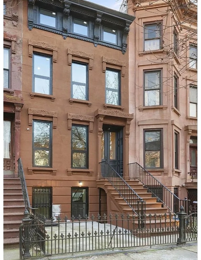 362 Hancock Street - Photo 7