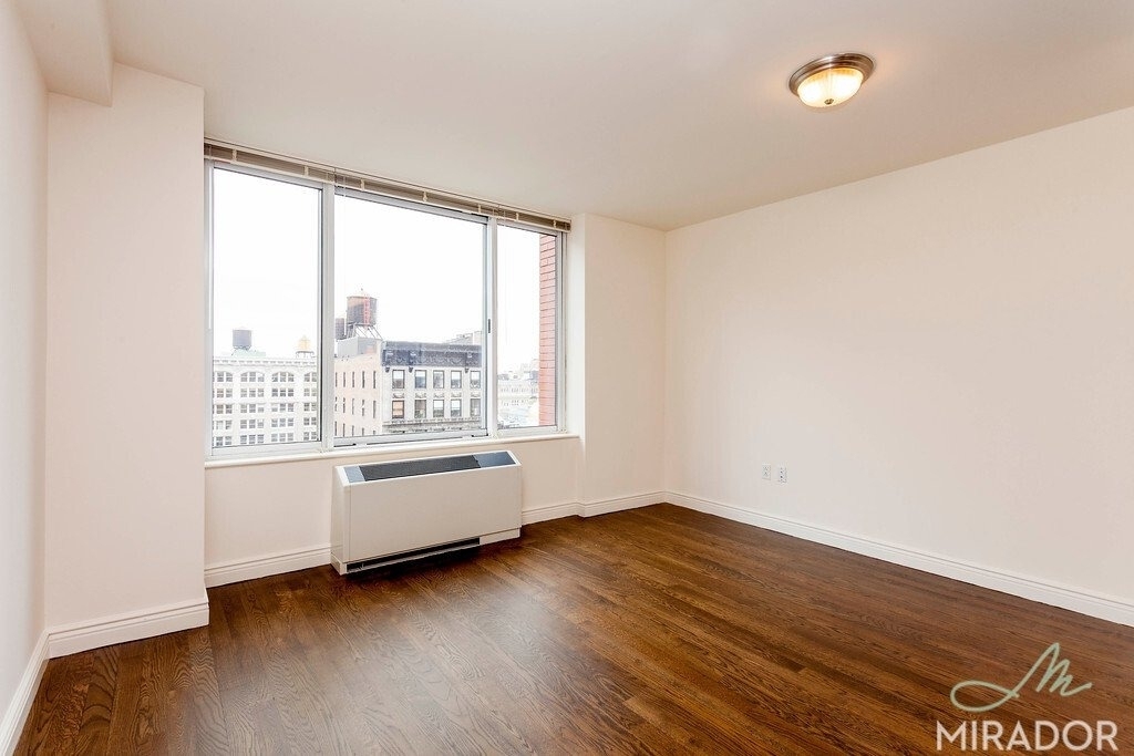 60 W 23rd Street - Photo 1