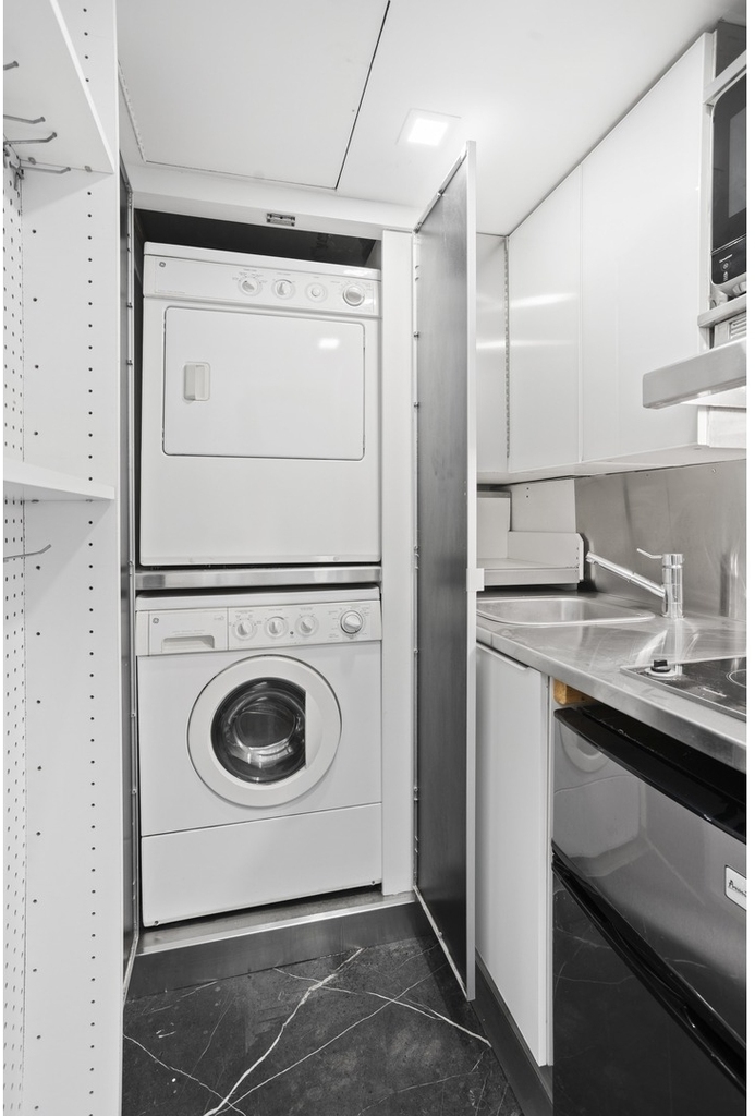11 E 128th Street - Photo 3