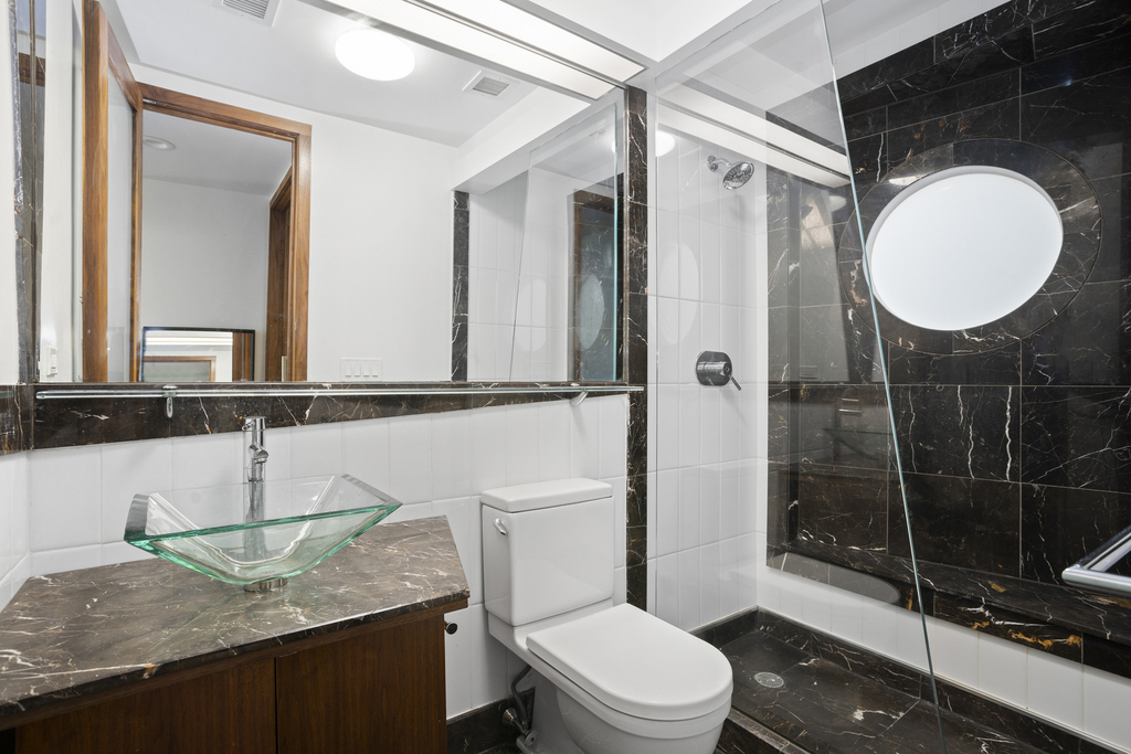 11 E 128th Street - Photo 6