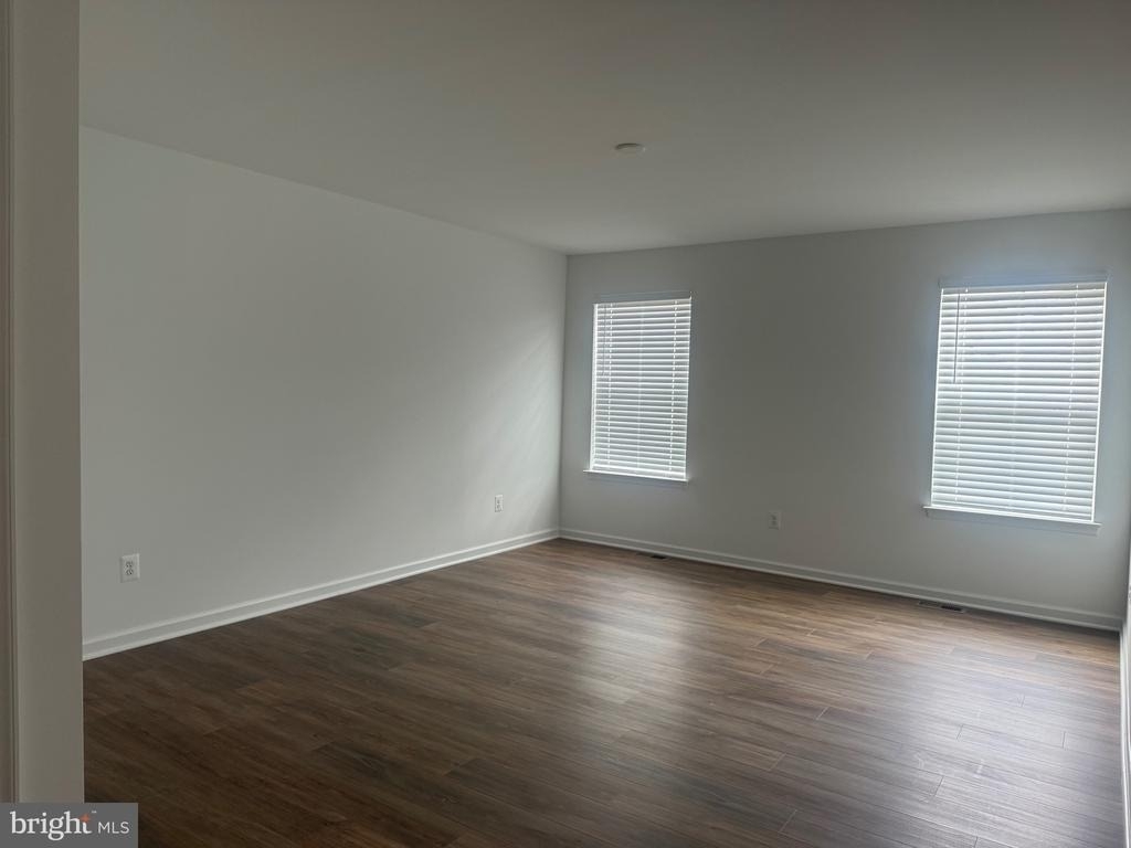 151 Capulet Court - Photo 13