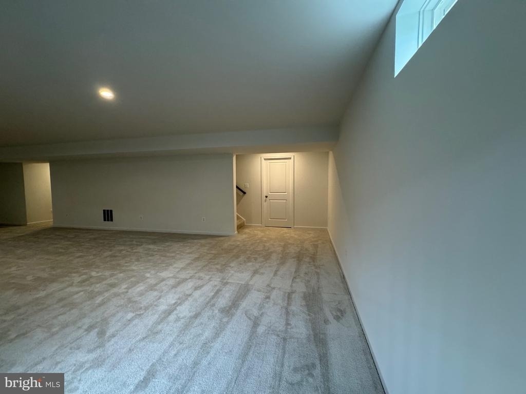 151 Capulet Court - Photo 20