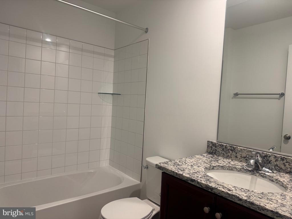 151 Capulet Court - Photo 6
