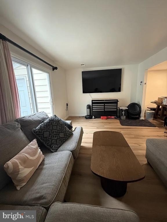7627 Glenolden Place - Photo 4