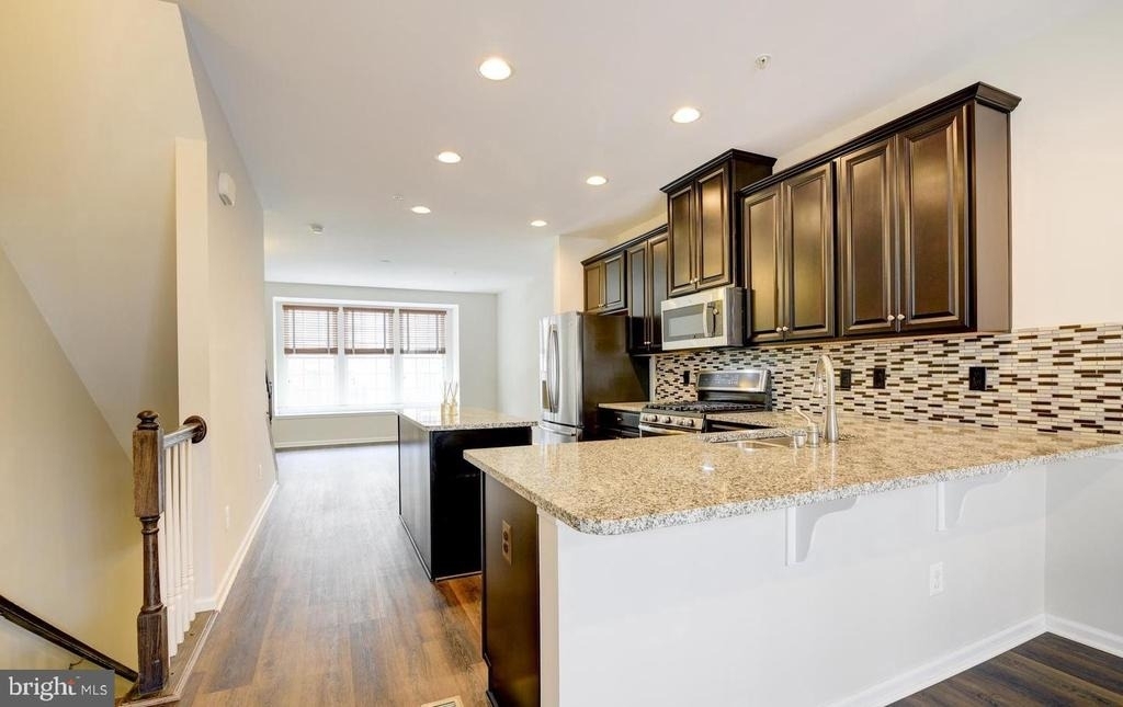 270 High Rail Terrace Se - Photo 3