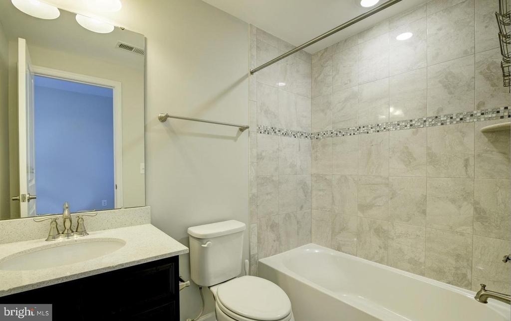 270 High Rail Terrace Se - Photo 12