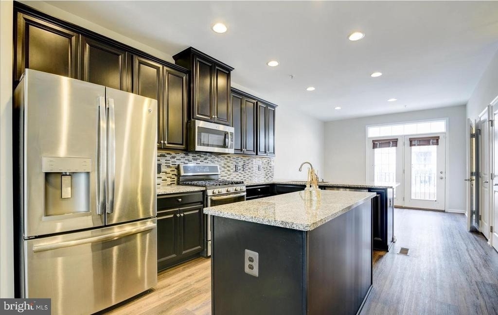 270 High Rail Terrace Se - Photo 2