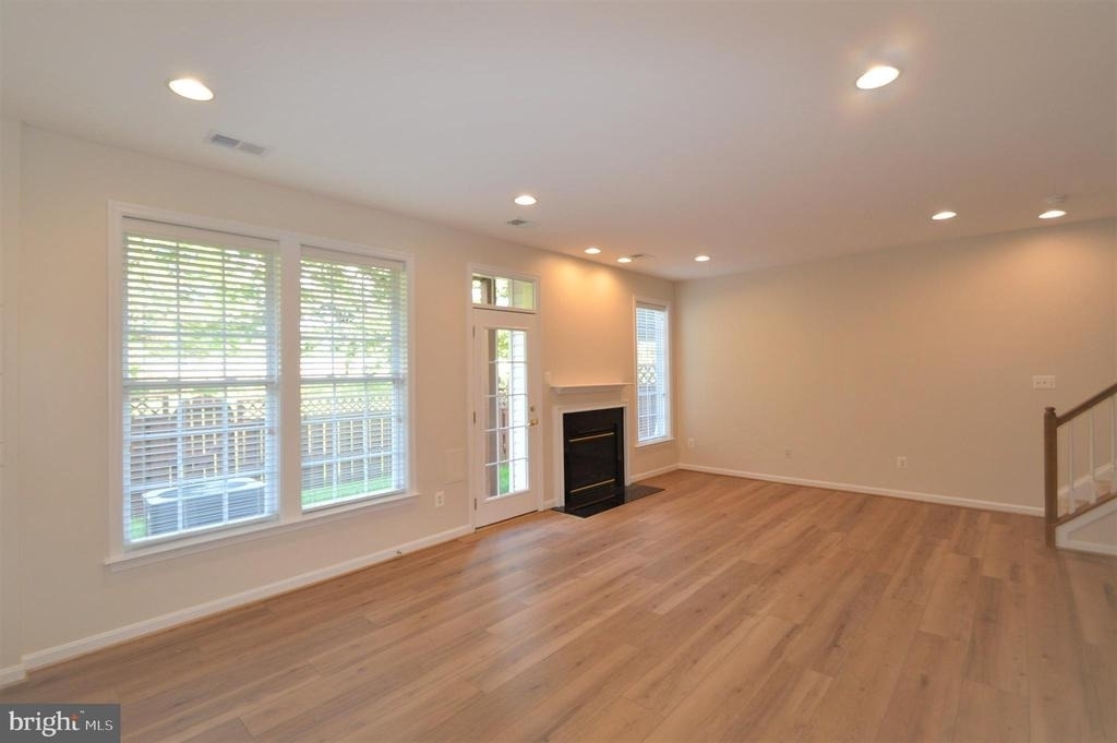 25140 Boomerang Terrace - Photo 44