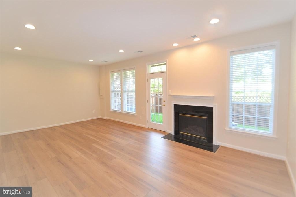 25140 Boomerang Terrace - Photo 43