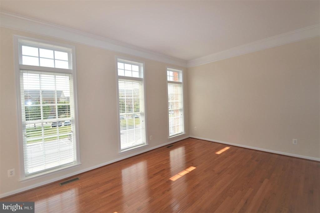 25140 Boomerang Terrace - Photo 3
