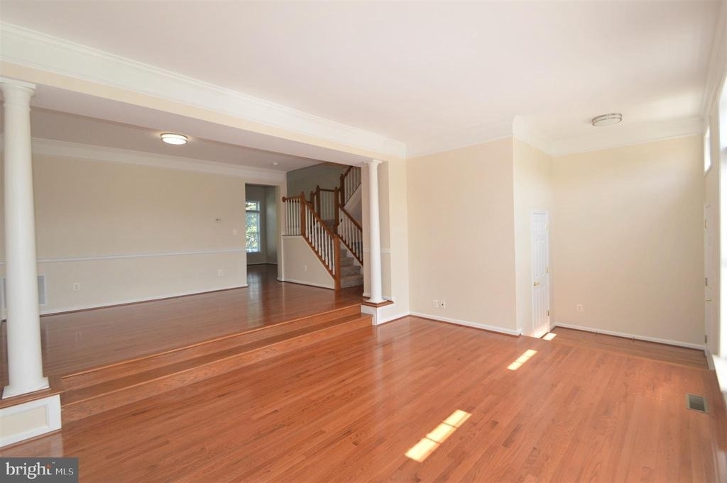 25140 Boomerang Terrace - Photo 4