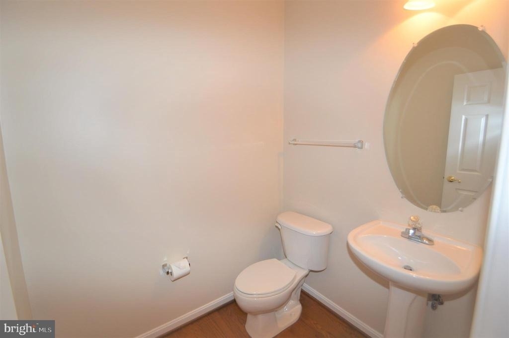 25140 Boomerang Terrace - Photo 23