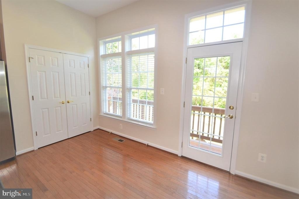 25140 Boomerang Terrace - Photo 21