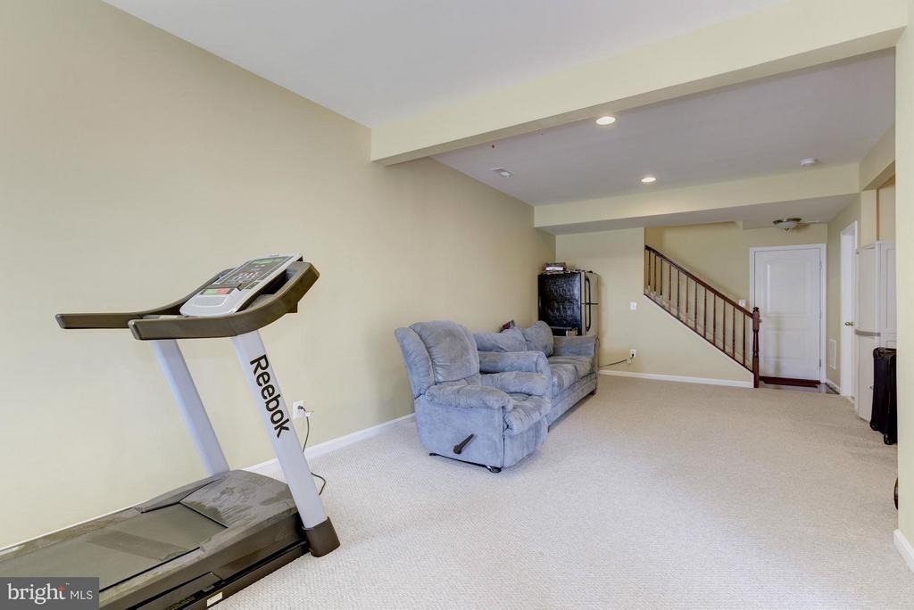 42645 Winter Wind Terrace - Photo 25
