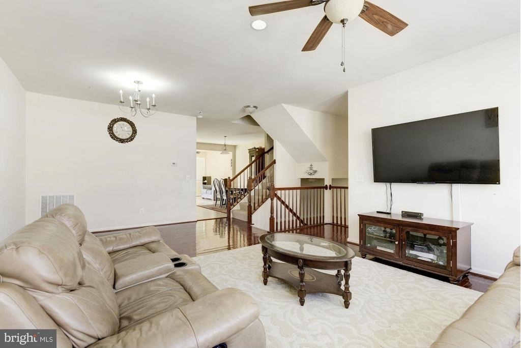 42645 Winter Wind Terrace - Photo 4