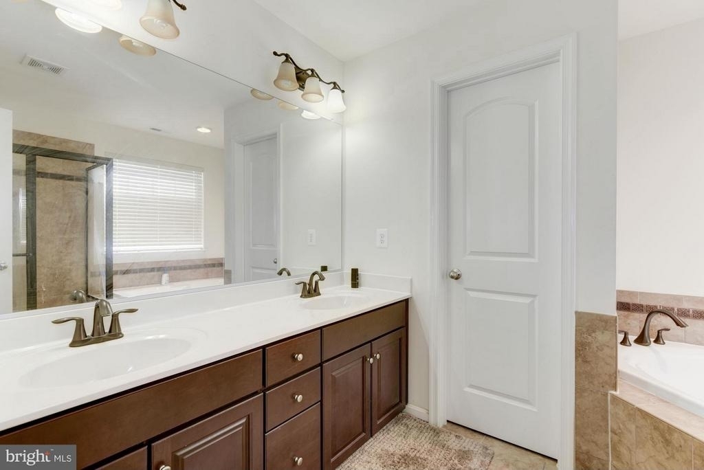 42645 Winter Wind Terrace - Photo 17