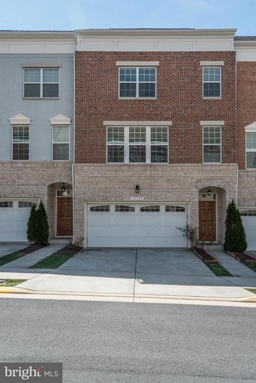 42645 Winter Wind Terrace - Photo 0