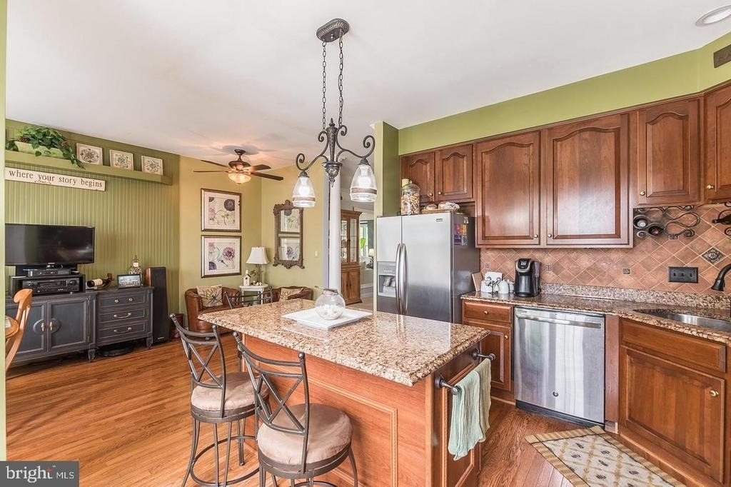 43125 Holtby Square - Photo 10