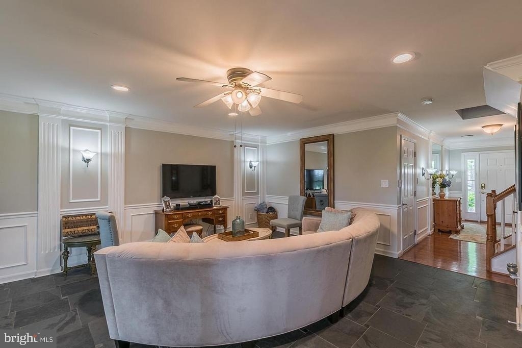 43125 Holtby Square - Photo 6