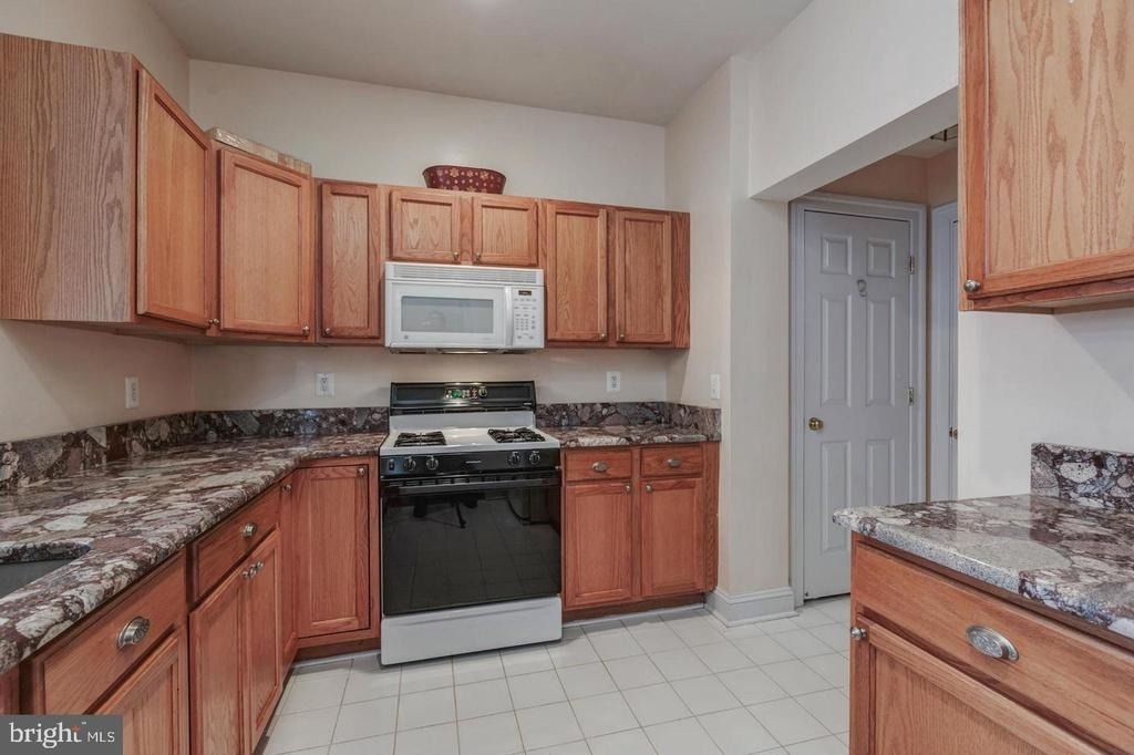46363 Pryor Square - Photo 8